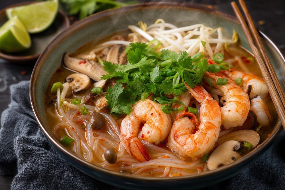 Konjac Noodle Tom Yum Soup, plated and ready to serve