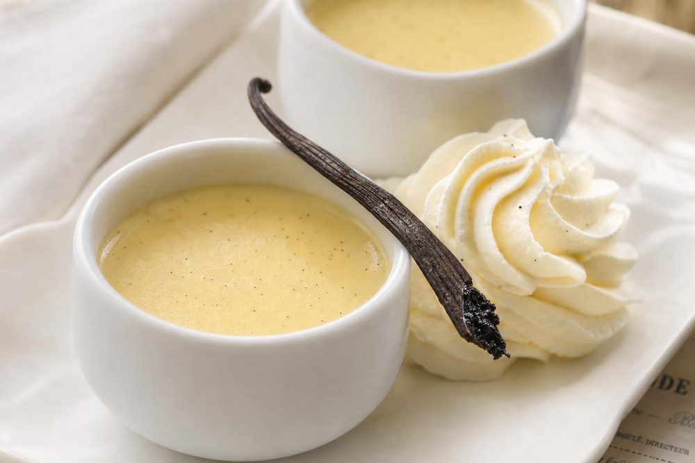 Pots de Crème Vanille Keto, plated and ready to serve
